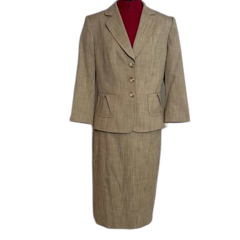 Alex Marie Skirt Suit Women's Size 8 Tan/Khaki 2-Piece Set Blazer & Skirt